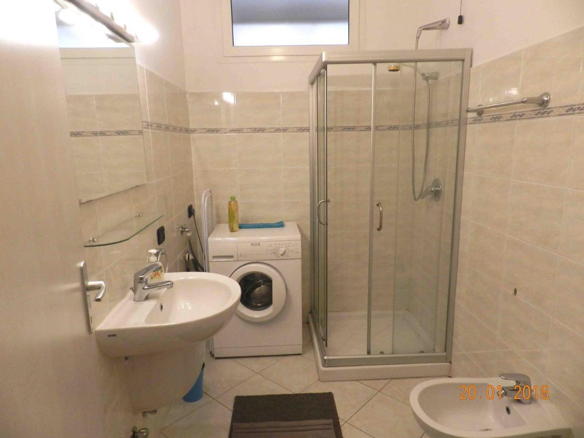 Cosy Central Flat Бергамо Екстериор снимка